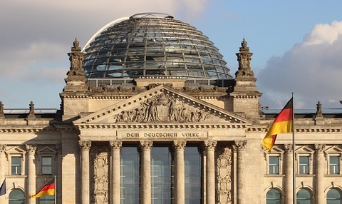 reichstag 273832 640 zugeschnitten